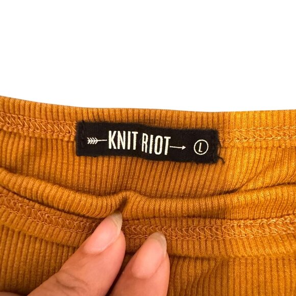 Knit Riot Women's Short Sleeve Tank Top Size L - Picture 3 of 8